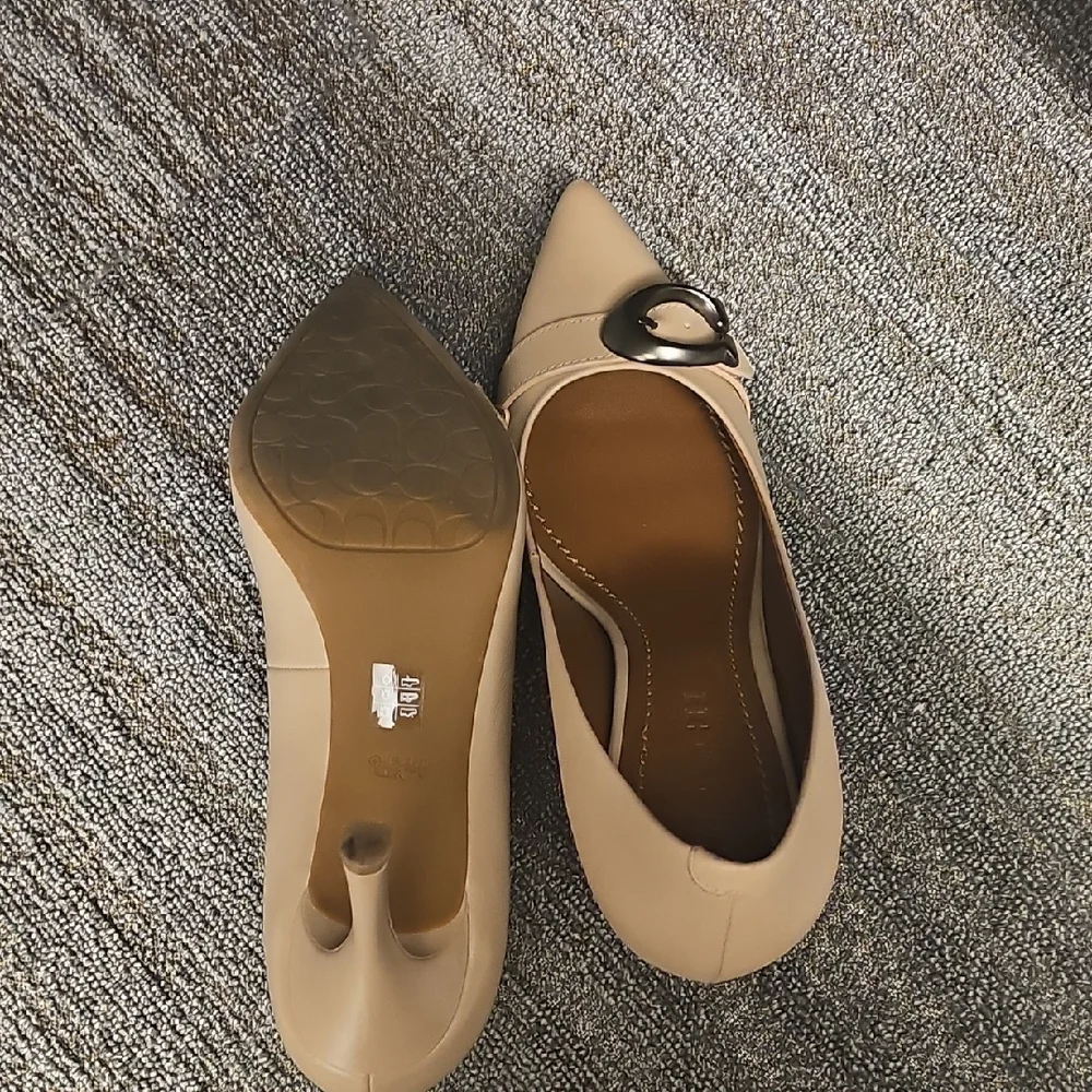 Coach Pumps - Elegant Beige Women's Heels - Picture 3 of 3